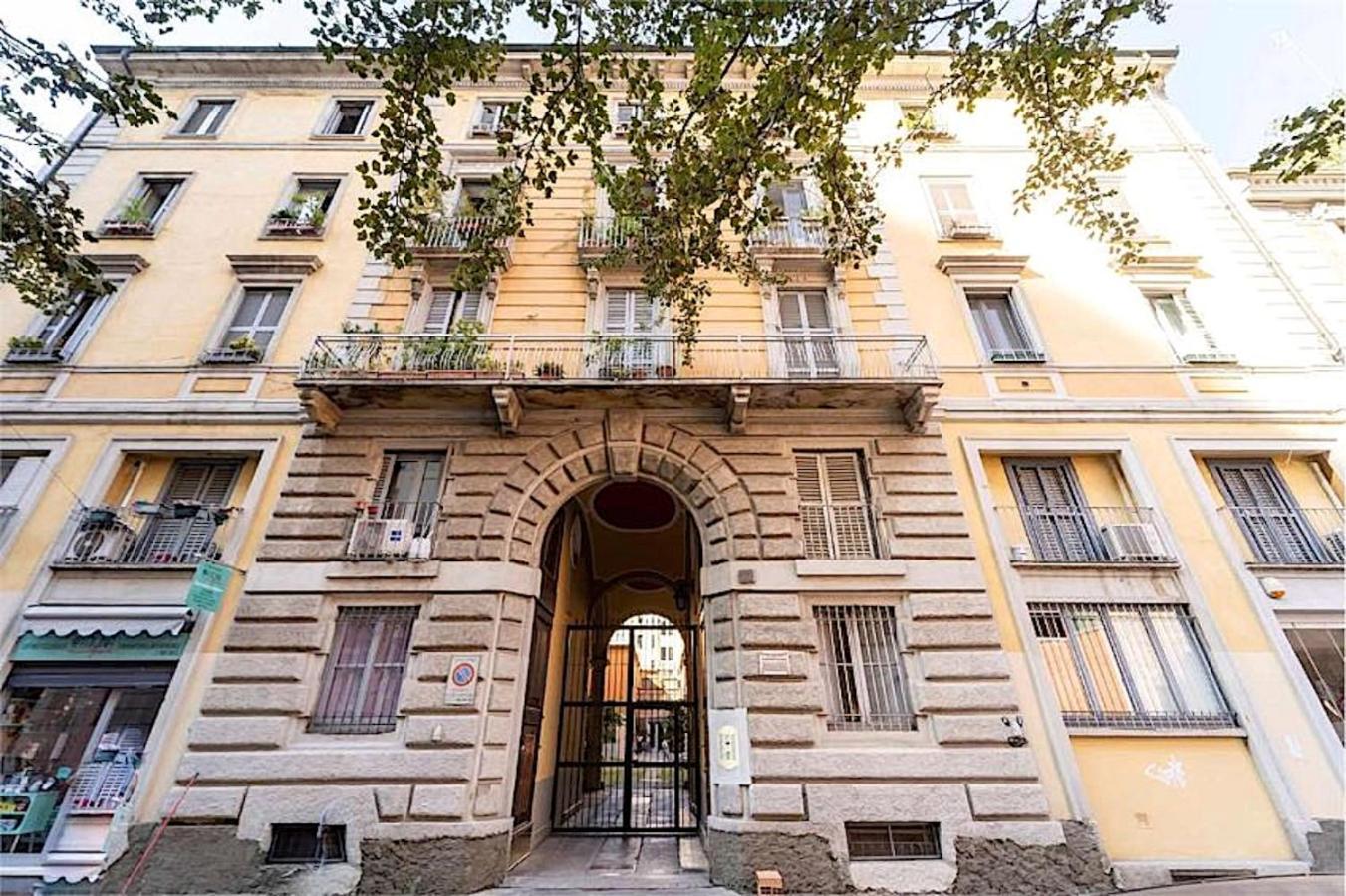 Soggiorno Isola Milano Esterno foto